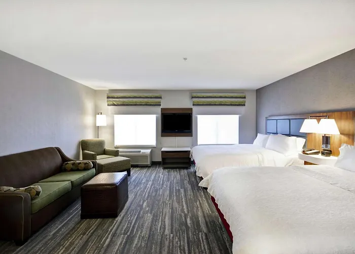 Hampton & 3* Yuma