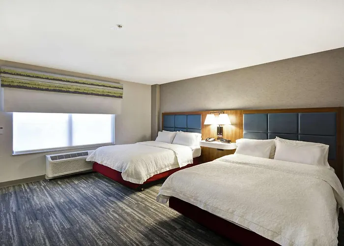 Hampton & 3* Yuma