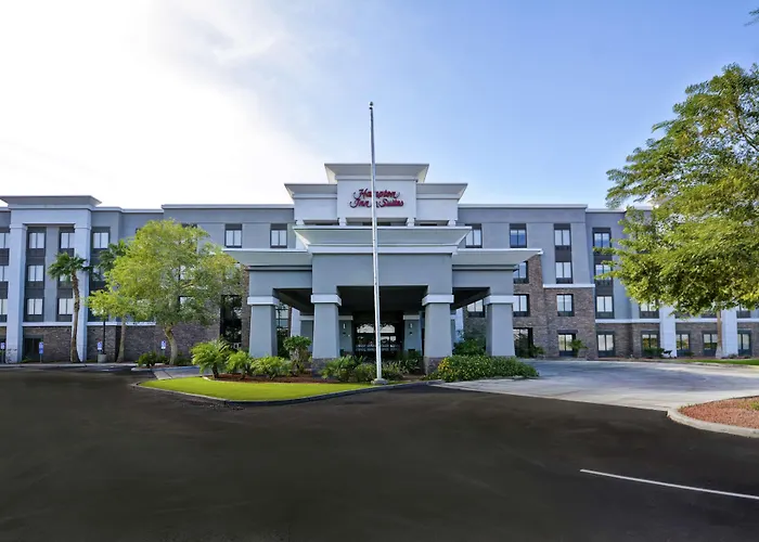 Hotel Hampton & 3*