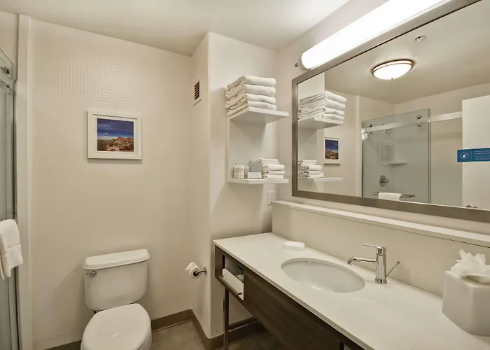 Hotel Hampton & 3*